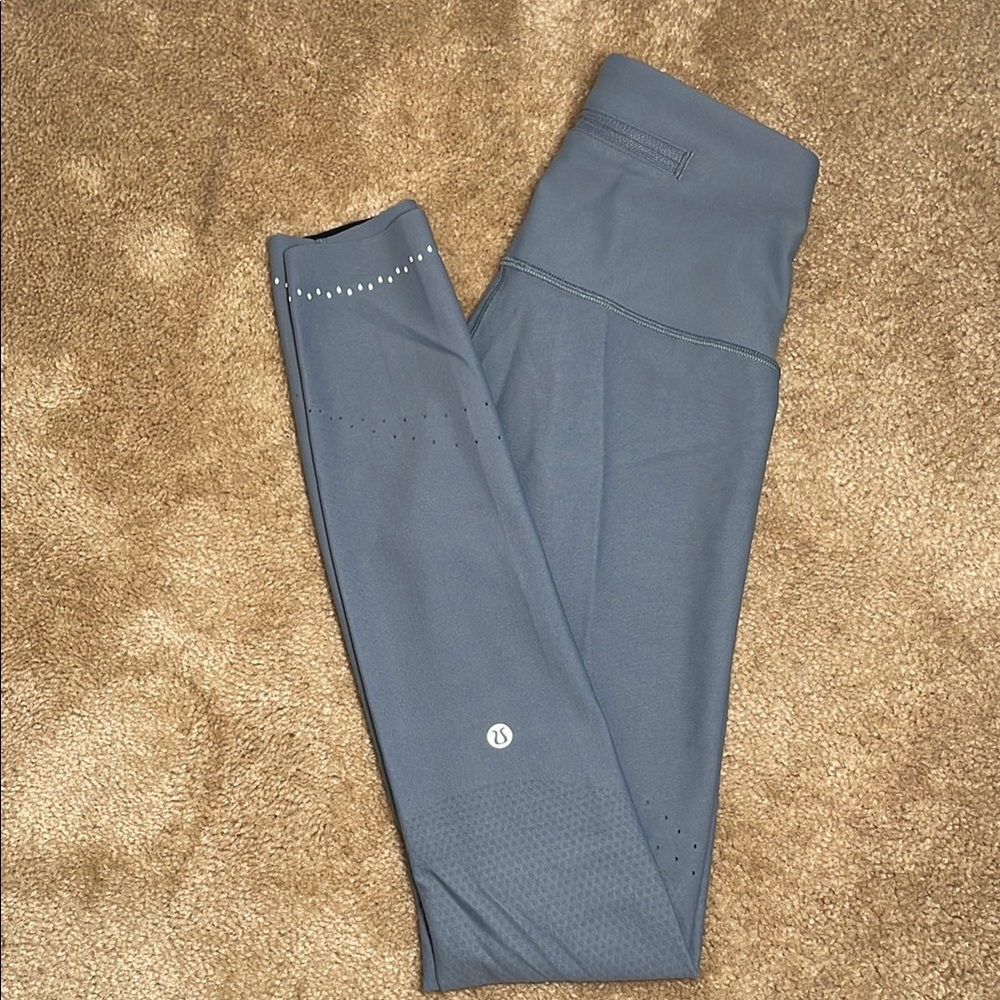 Lululemon zoned in Tight Grey sage size 4